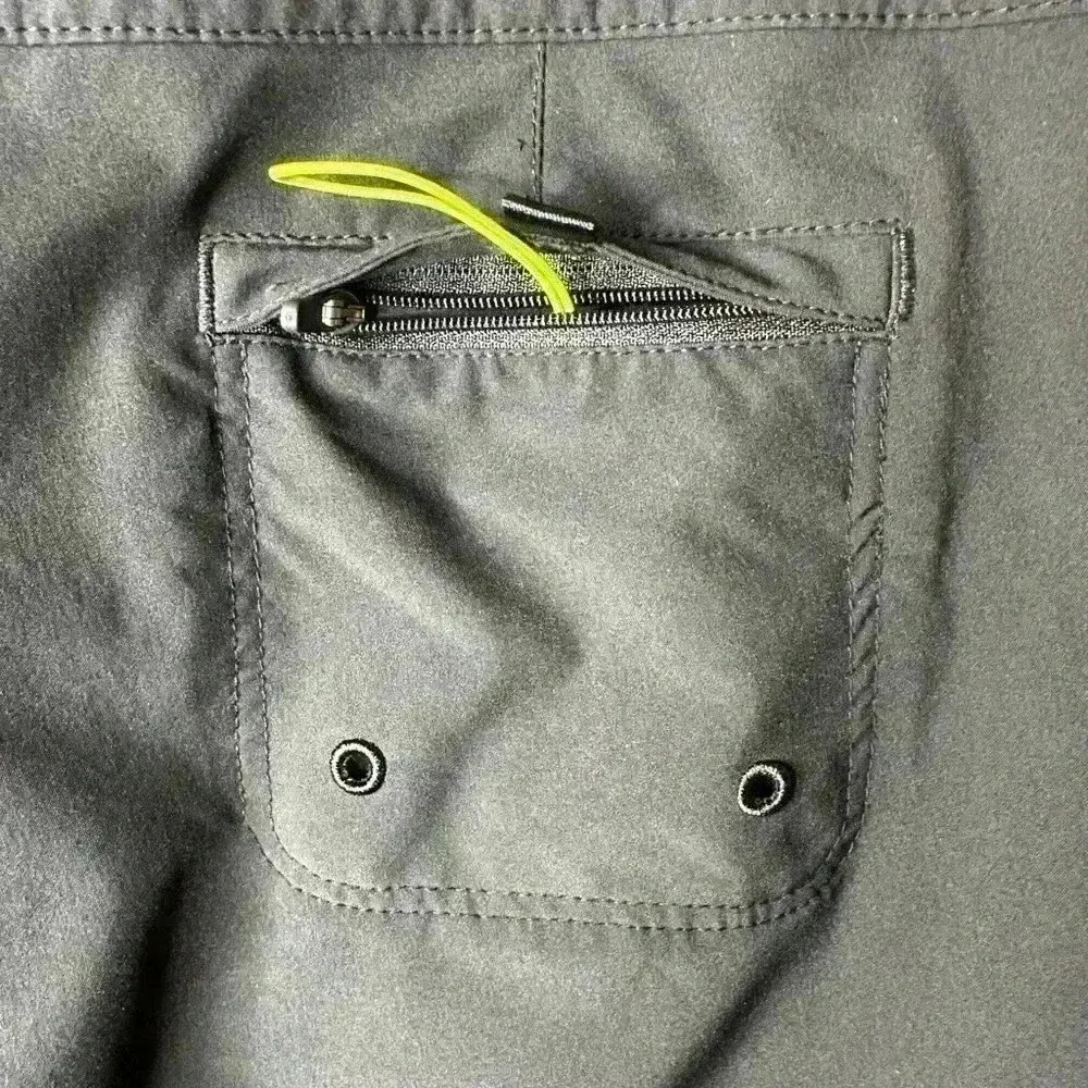 PrAna Silvana Black Unlined Stretch Boardshorts size large - Image 3