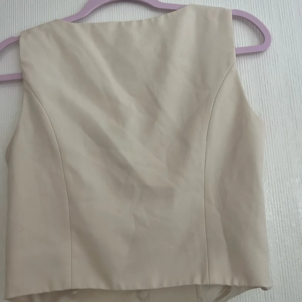 Elegant Cream Crop Top Vest Brown - Image 4
