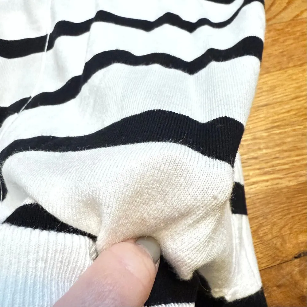 Bobeau Women’s Medium White Black Striped V-neck long sleeve Corporatecore Work - Image 10