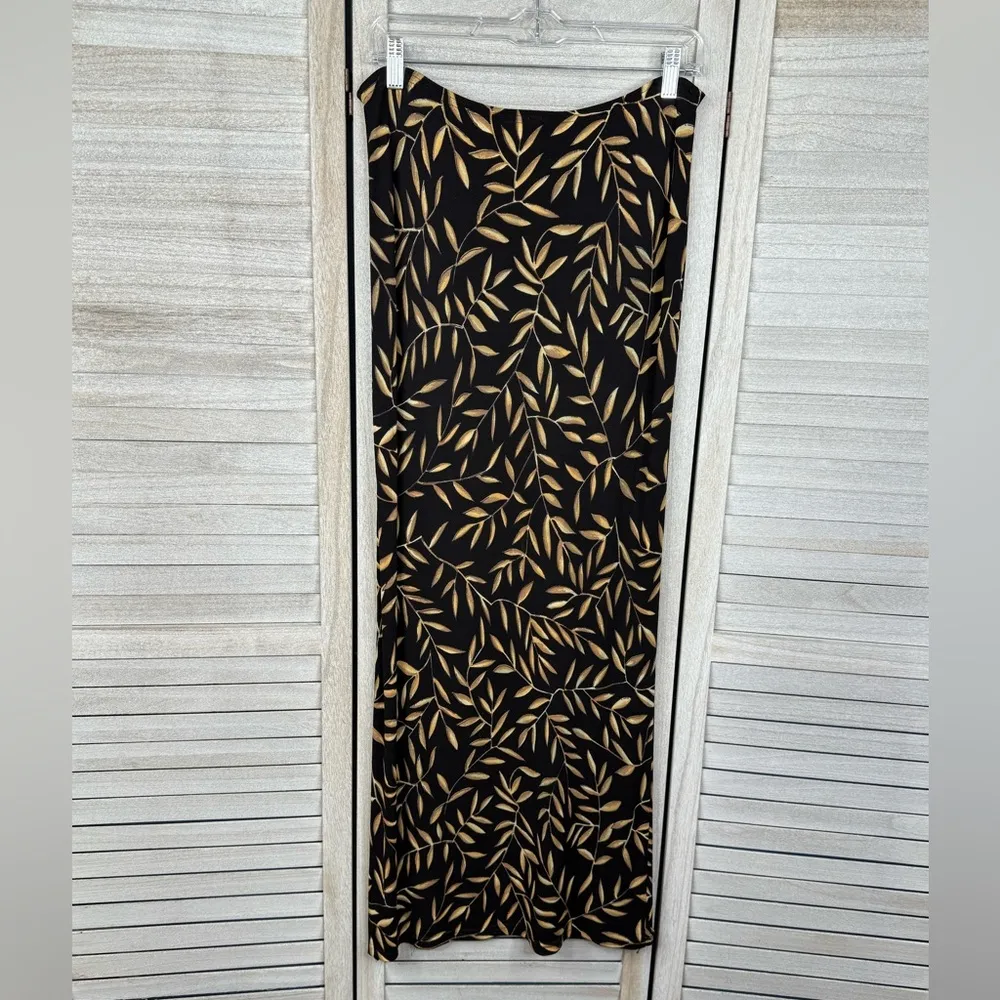SODA BLU Vintage 90's Maxi Skirt Black/Tan Leaf Print - Image 3