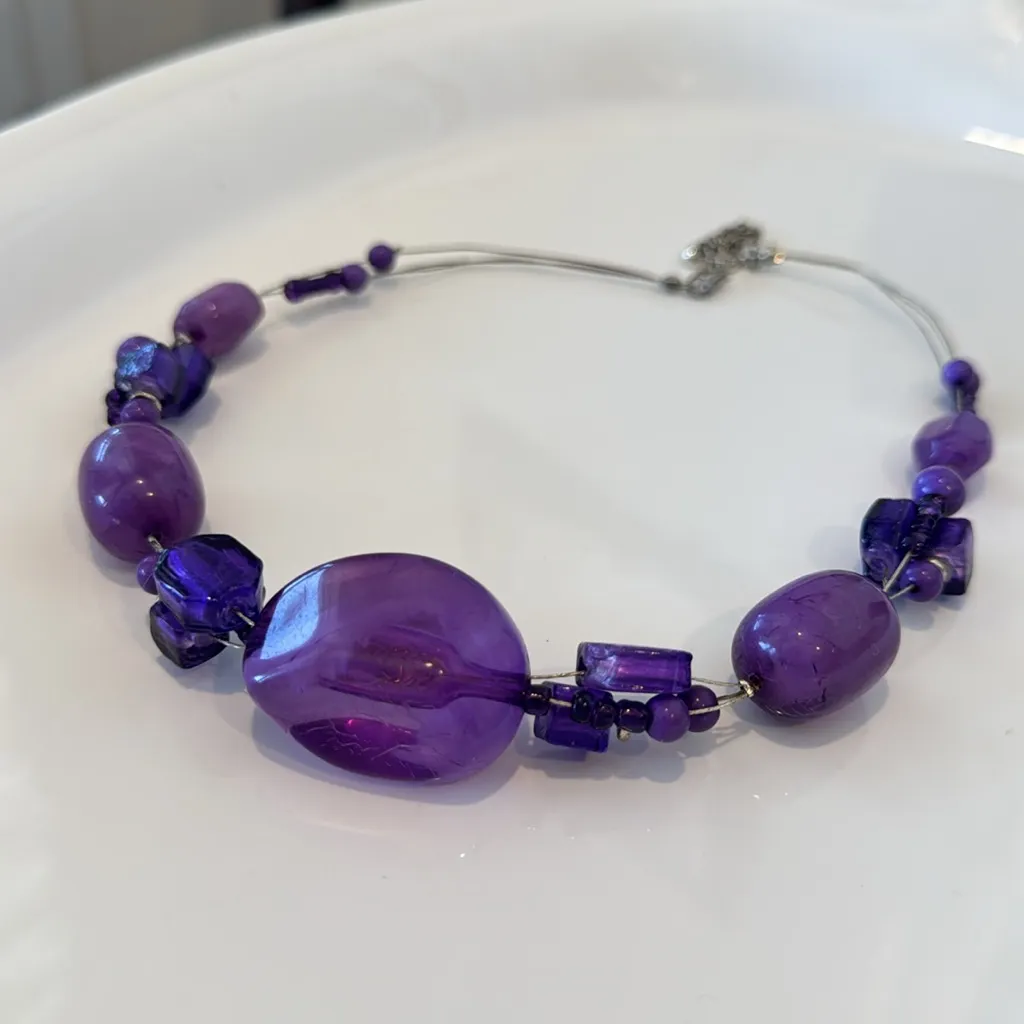 Eye candy purple crystal fashion necklace - Image 2