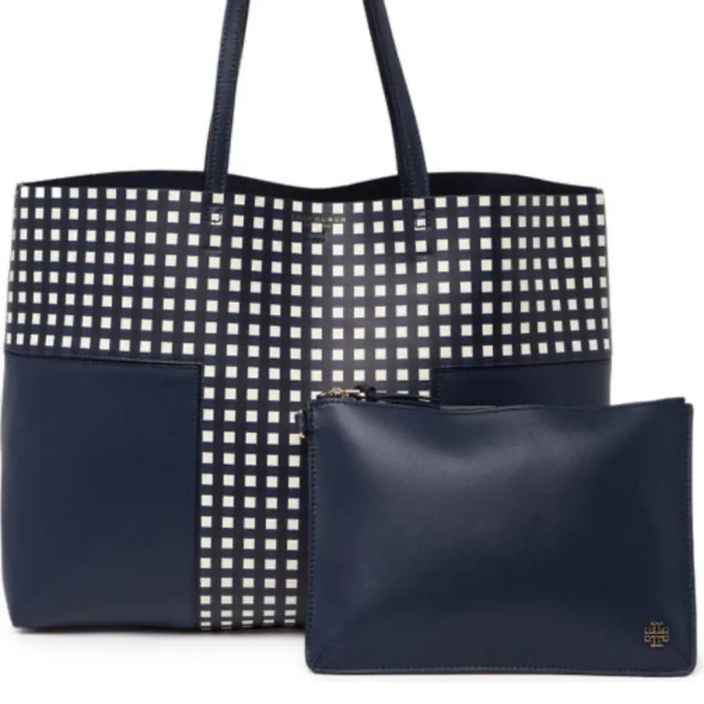 Authentic TORY BURCH T-Block leather Tote/lg zip wristlet - Image 2