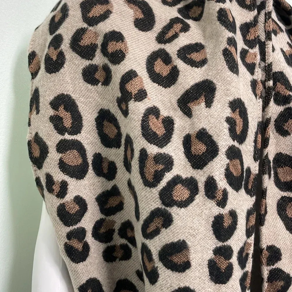 ALDO  - Reversible Leopard Infinity Scarf - Image 2