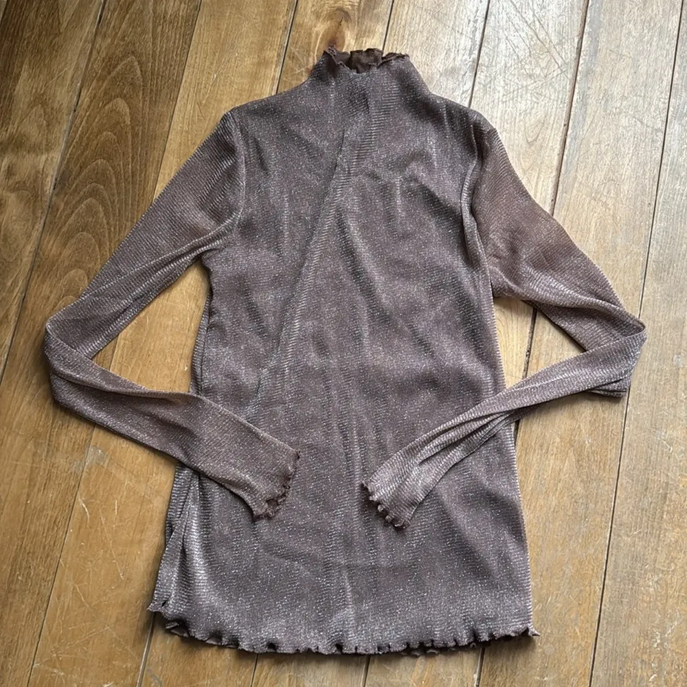 Maurice's Brown Shimmer Sheer Sleeve Ruffle Hem Mock Neck Top NYE top Small - Image 4