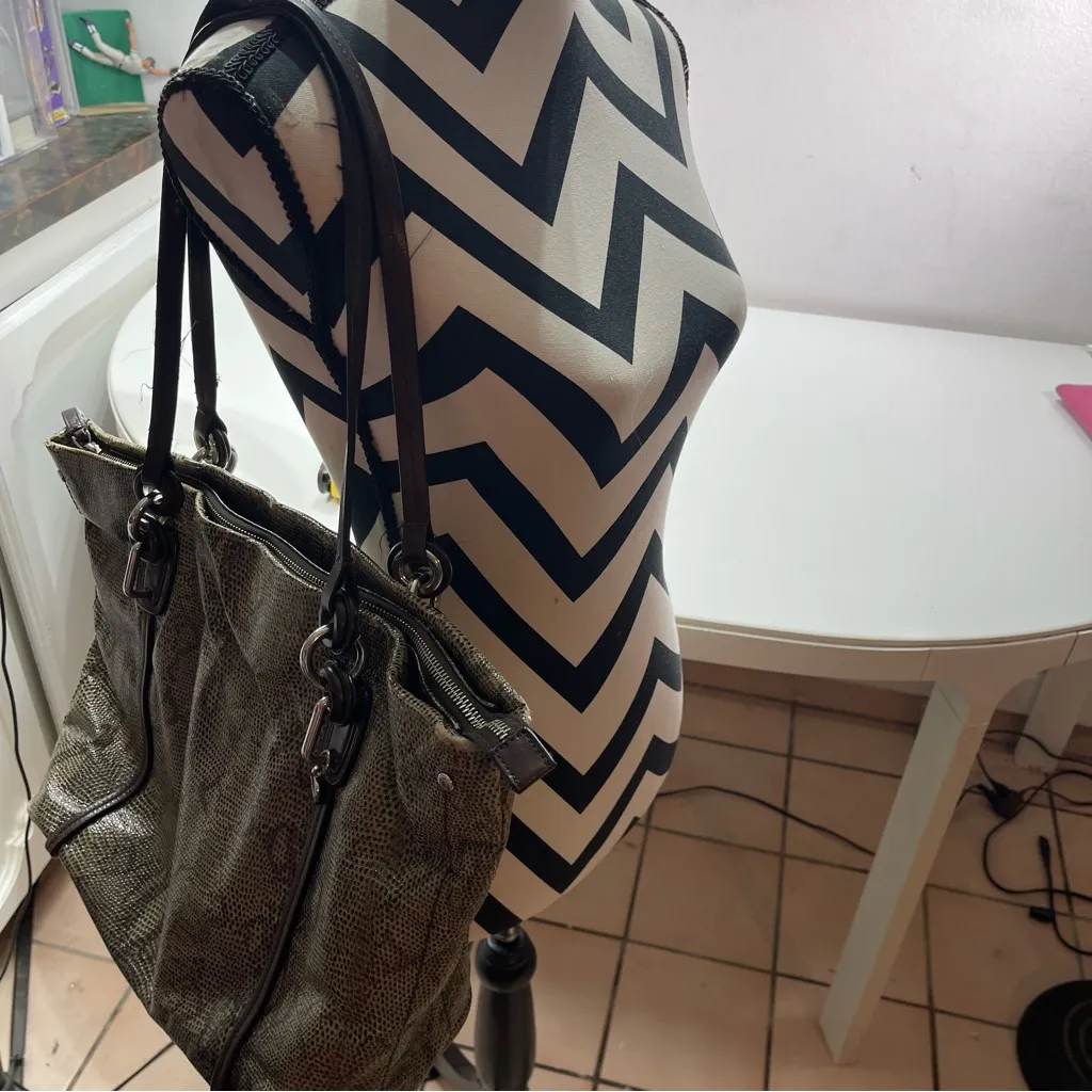 Tumi Snake Print Large Tote Shoulder Handbag Leather Trim Chain Organization Brown - Image 7