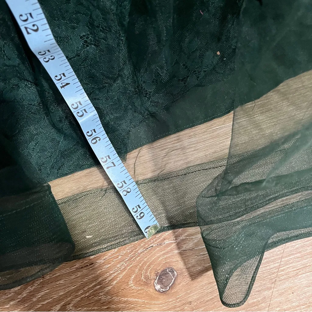 NWT La Femme Lace and Tulle A-line Gown with Three Quarter Sleeves 10 Emerald - Image 5