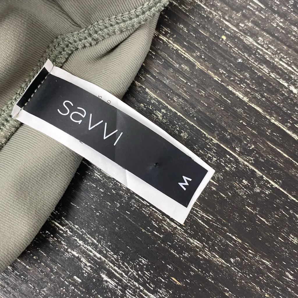 Savvi Army Green Cropped Strappy Athletic Sport Bra Top NEW M Size M - Image 4