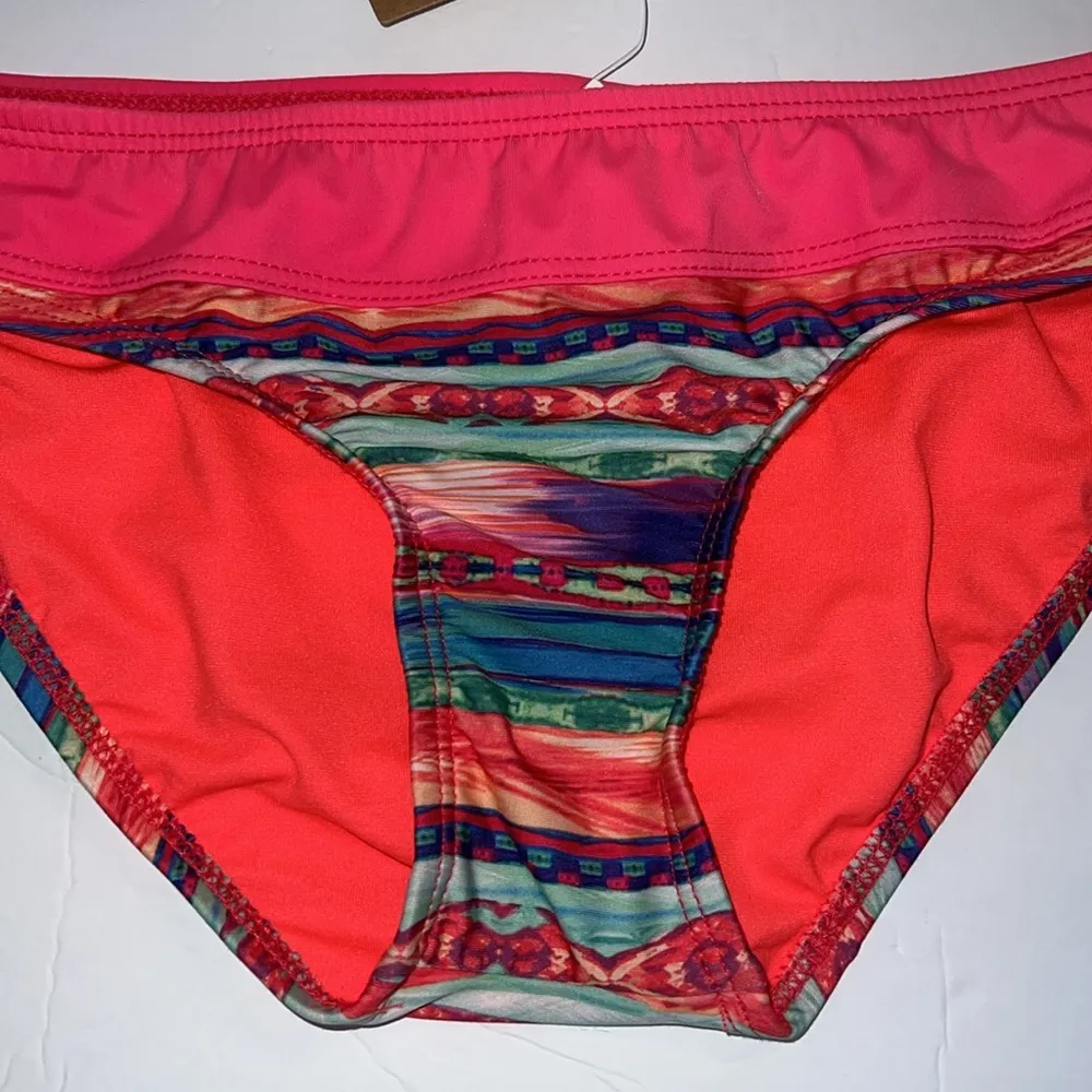 Title Nine Swimsuit Womens XS Bikini Bottoms Pink Blue Striped Aztec NWT - Image 3