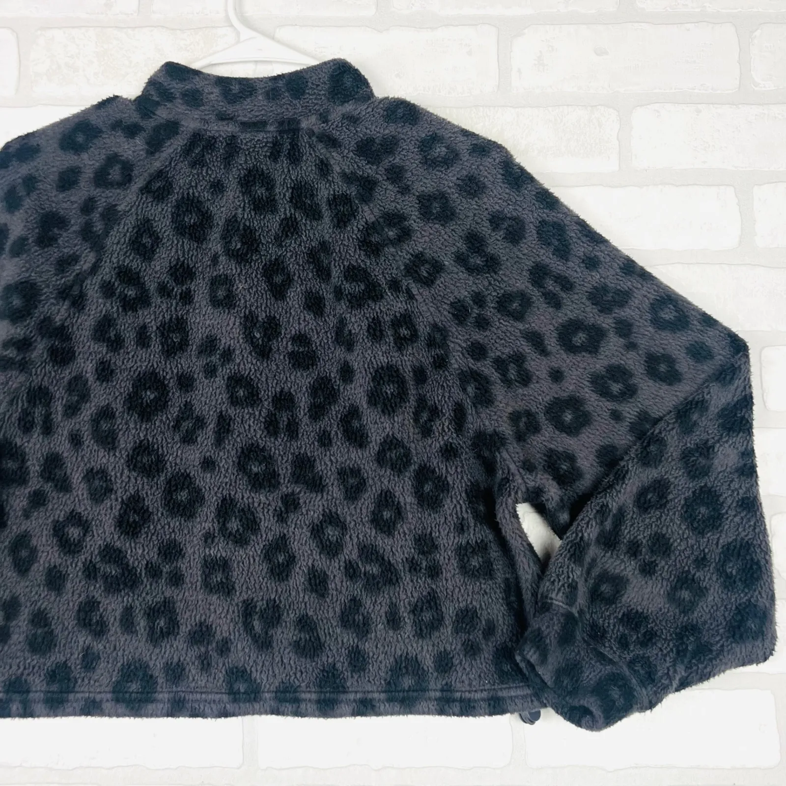 Old Navy Leopard Print Quarter‎ Zip Pullover Fleece Sweatshirt XS - Image 7