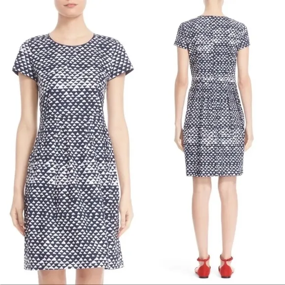Lafayette 148 Gina Geo
Print Pleated Triangle Blue and White Sheath Dress Size 4 - Image 2