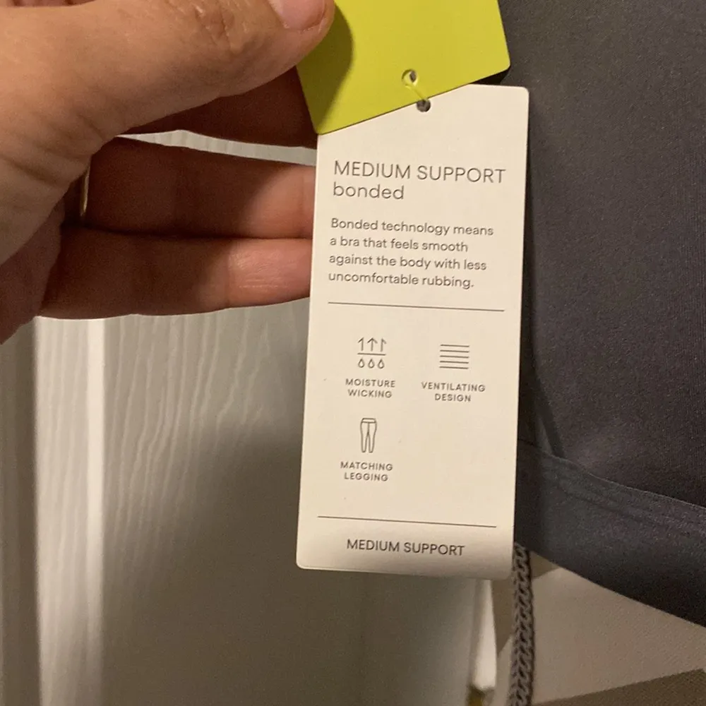 All in motion grey medium support bonded sports bra size M - Image 4