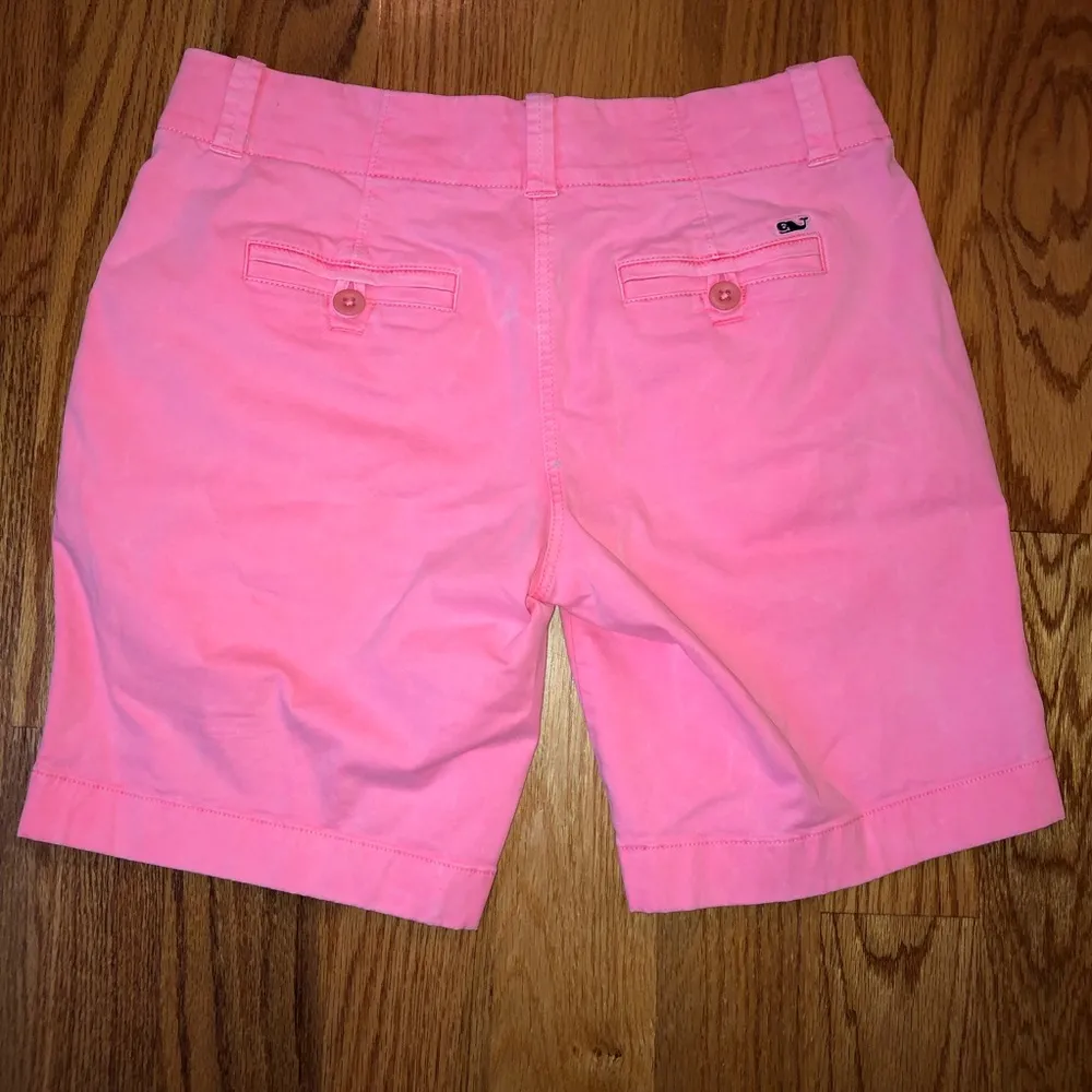 Vineyard vines 9” every day shorts size 0 - Image 2