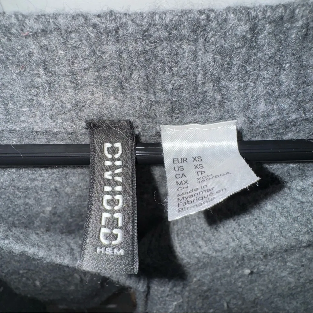 divided by H&M cardigan - Image 3