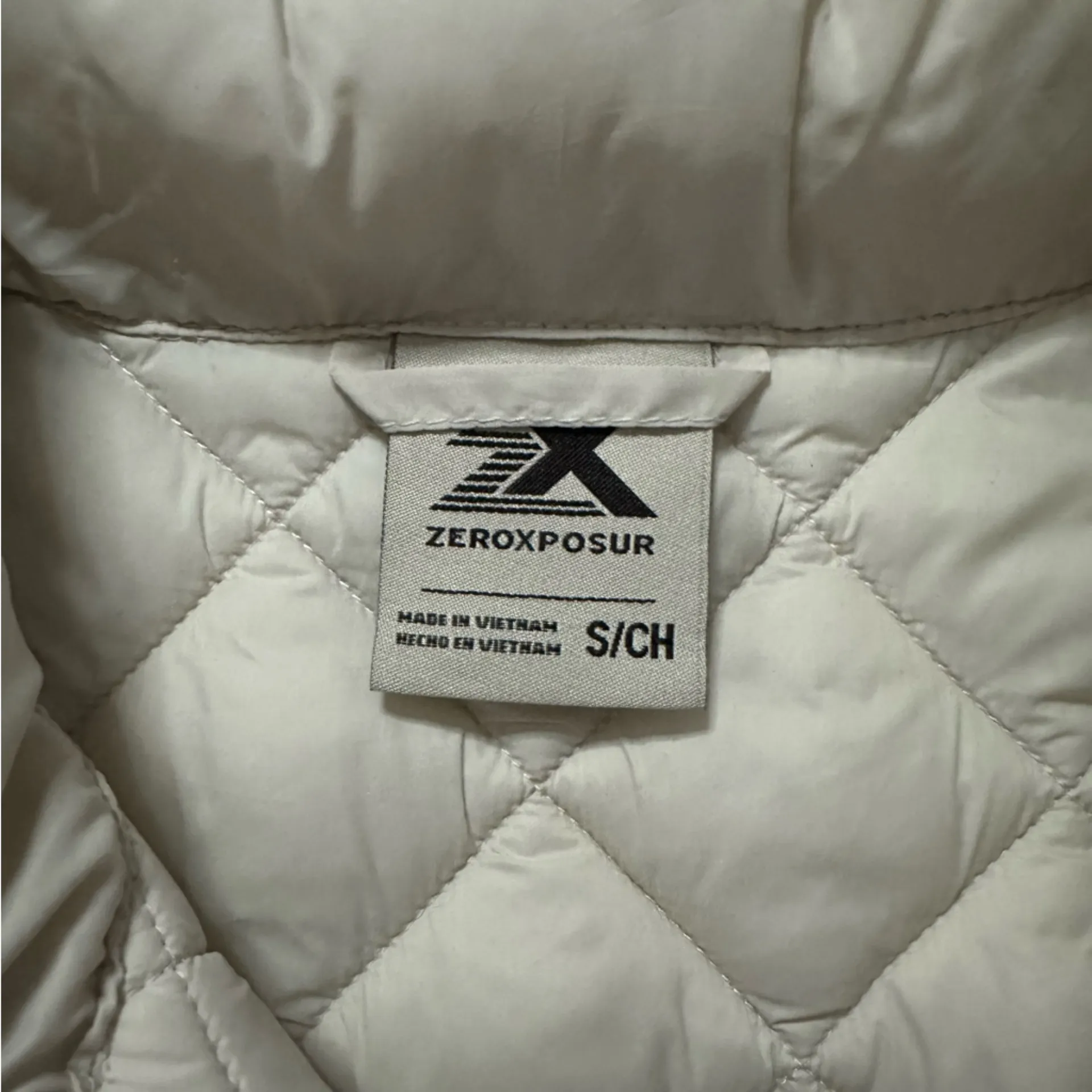 ZeroXposur Elena Quilted Vest with Pockets Full Zip White Size Small - Image 10