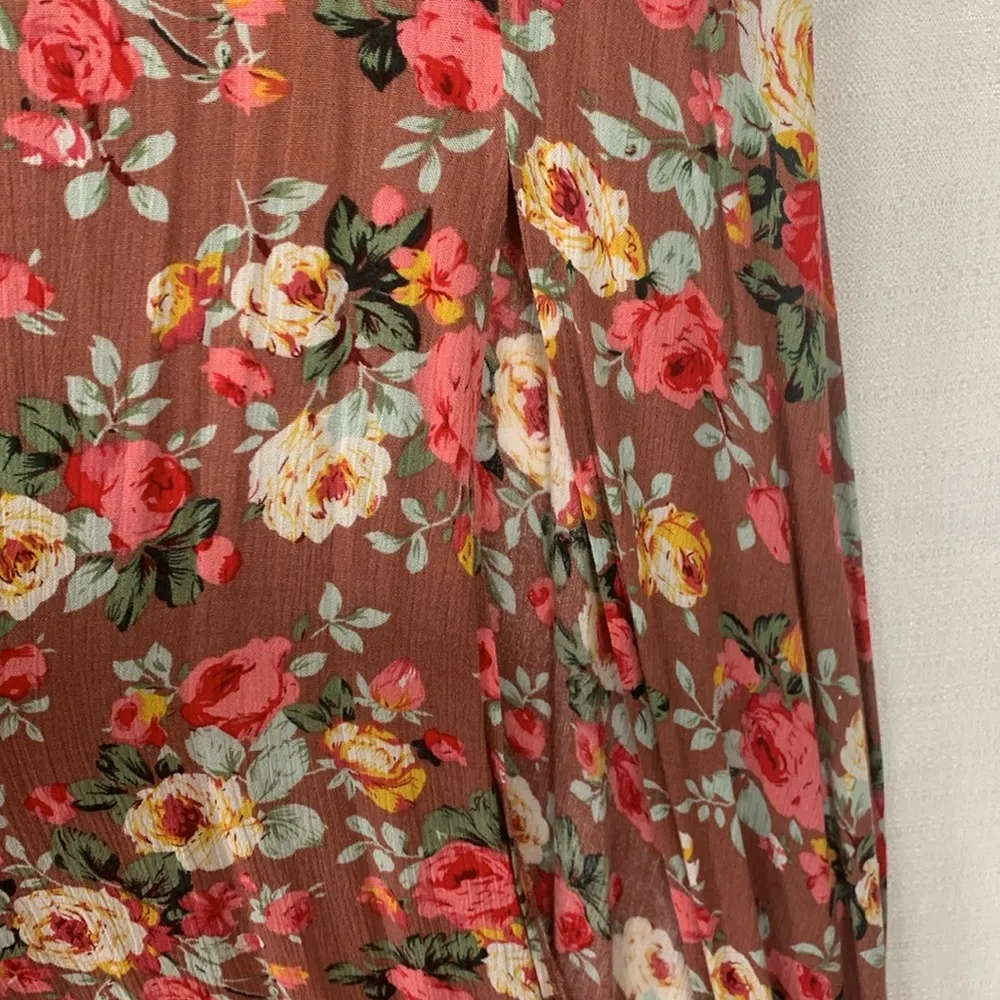 Lulu's size medium floral maxi dress tank split rose mauve flowers guest party - Image 8