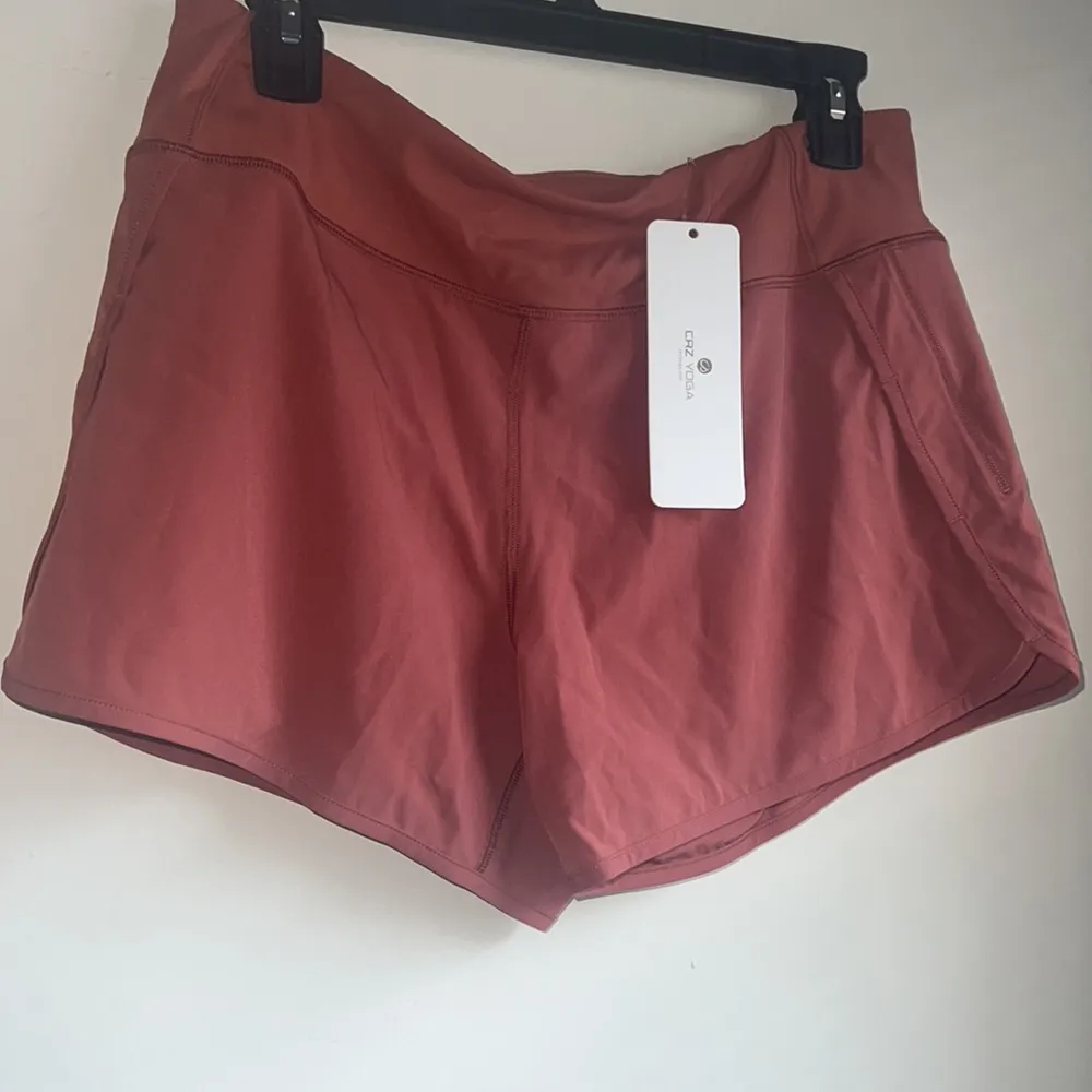 CRZ YOGA Mid-Rise Quick-Dry Athletic Sports Running Workout Shorts Med - Image 3