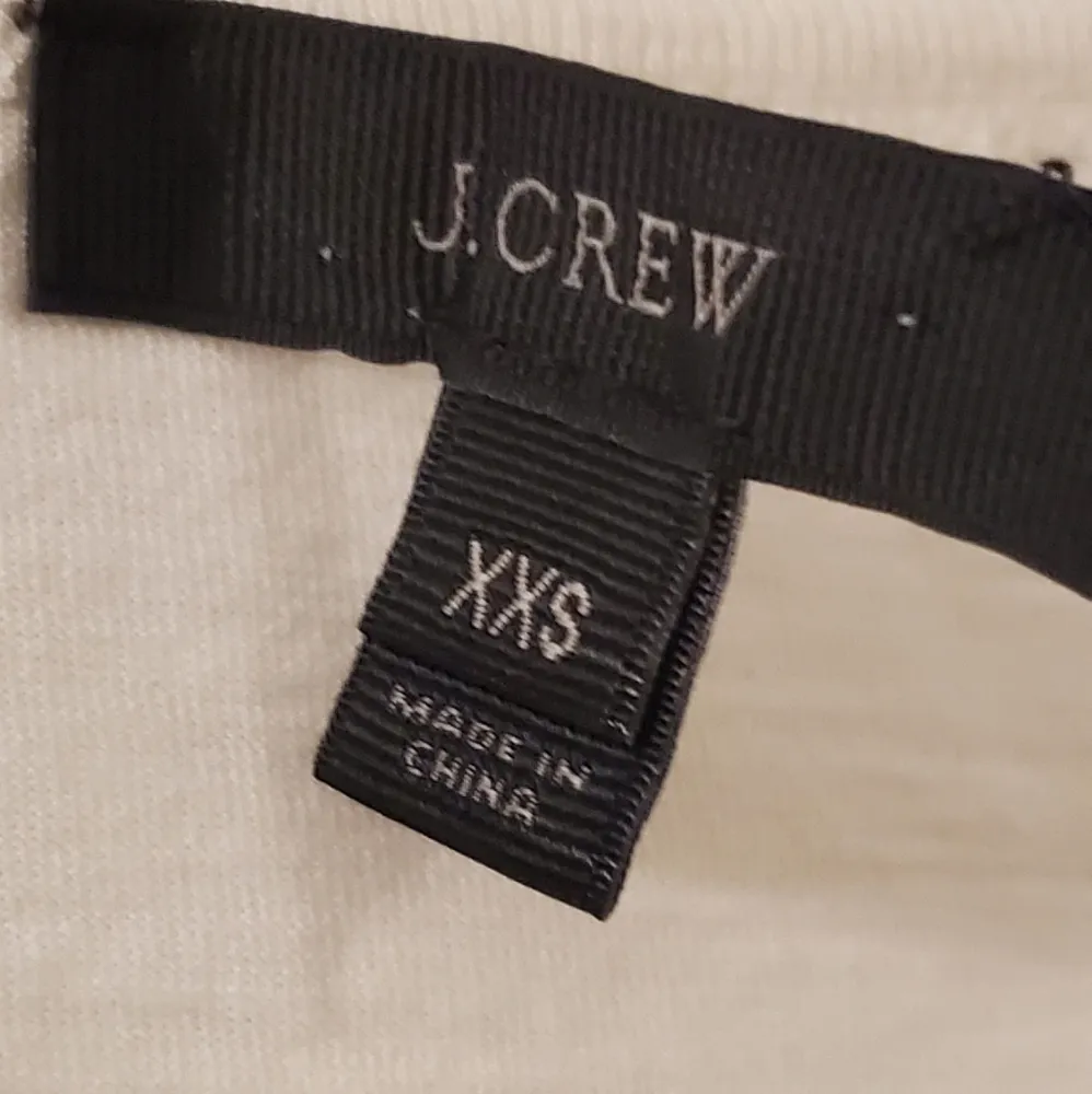 🔥SALE🔥J.Crew White Collectors Heels On Fire Graphic T Shirt XXS - Image 3