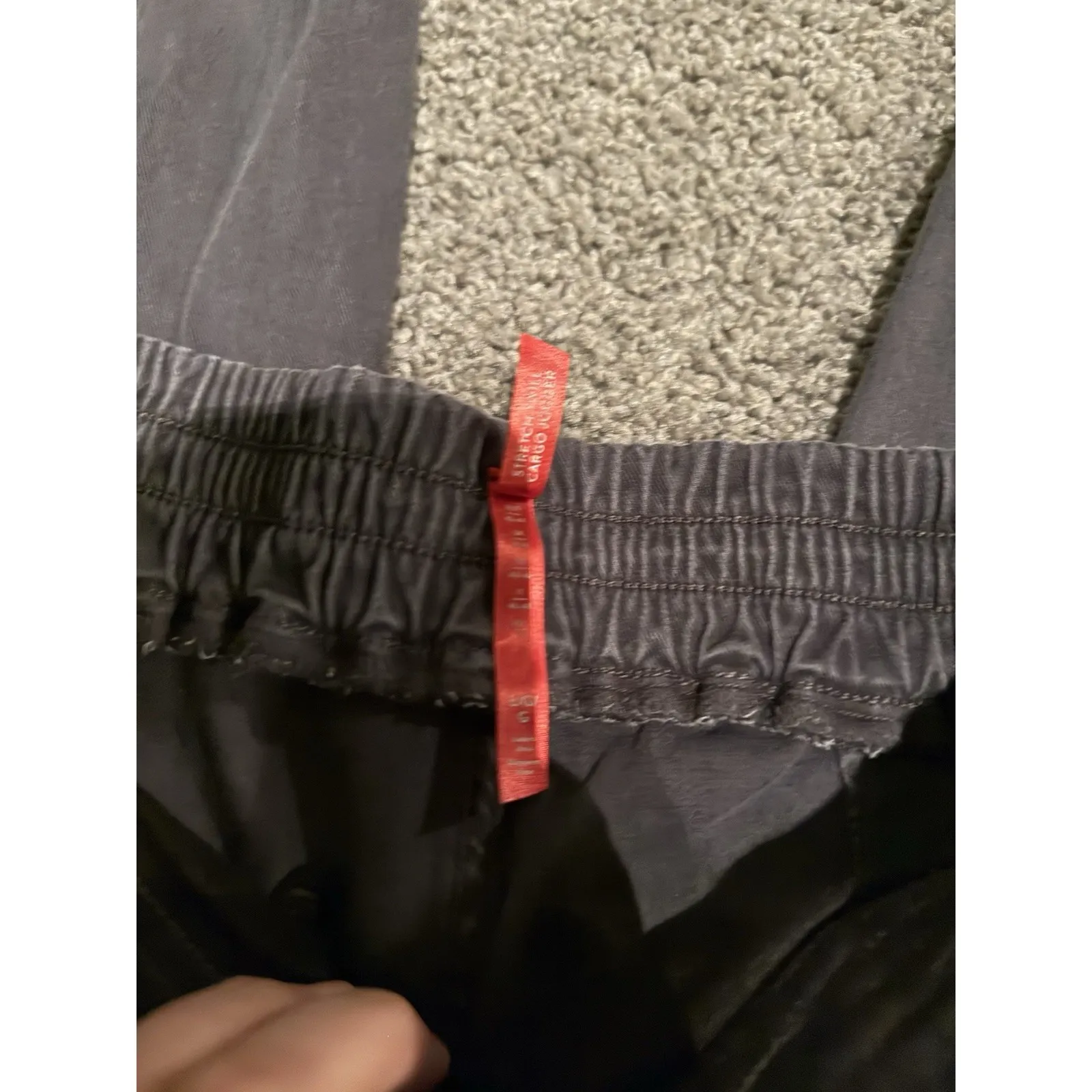 Spanx Women's Stretch Twill Cargo Joggers L Gray - Image 3