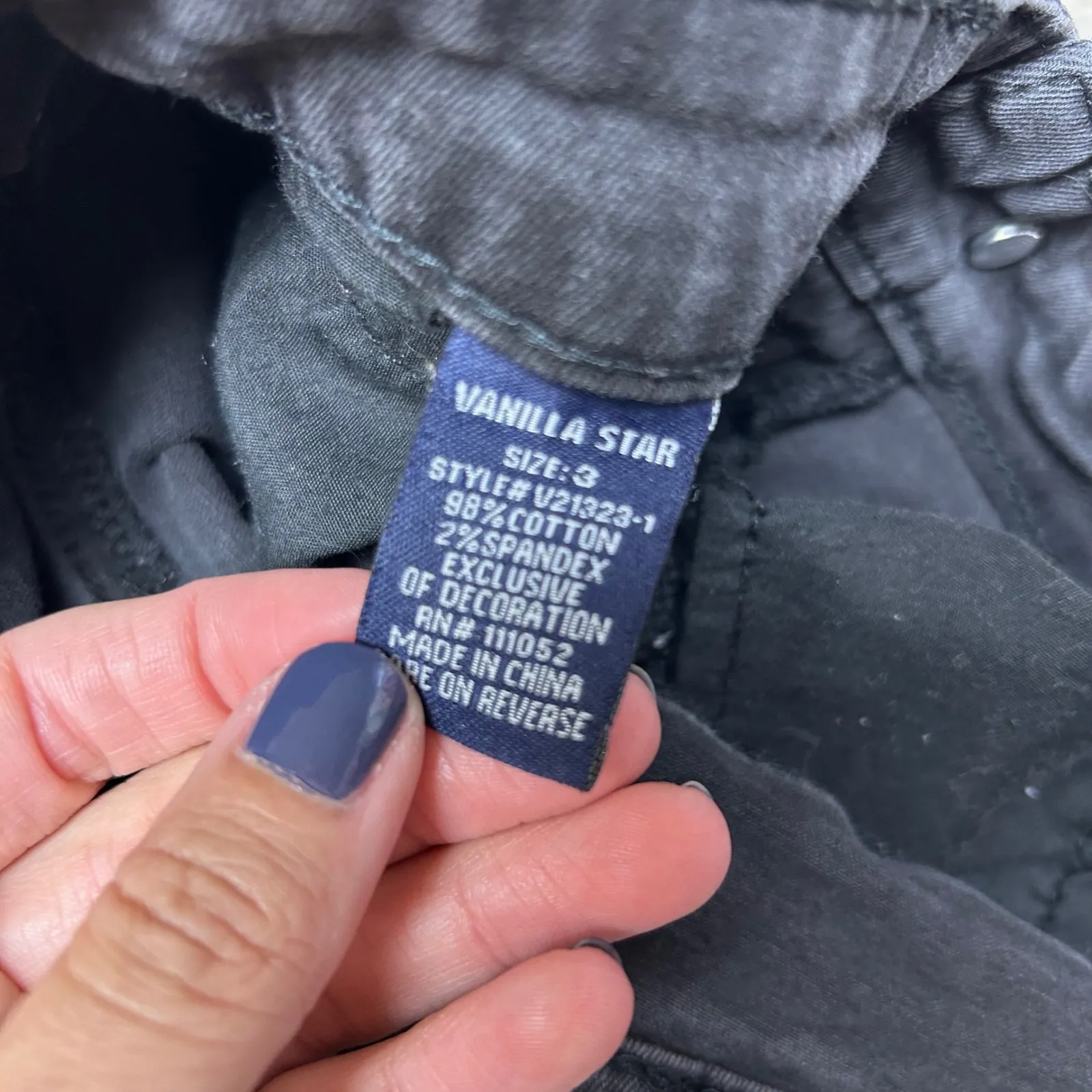 Vanilla Star Womens High Rise Skinny Jeans Embroidered Roses Black Size 3 - Image 4