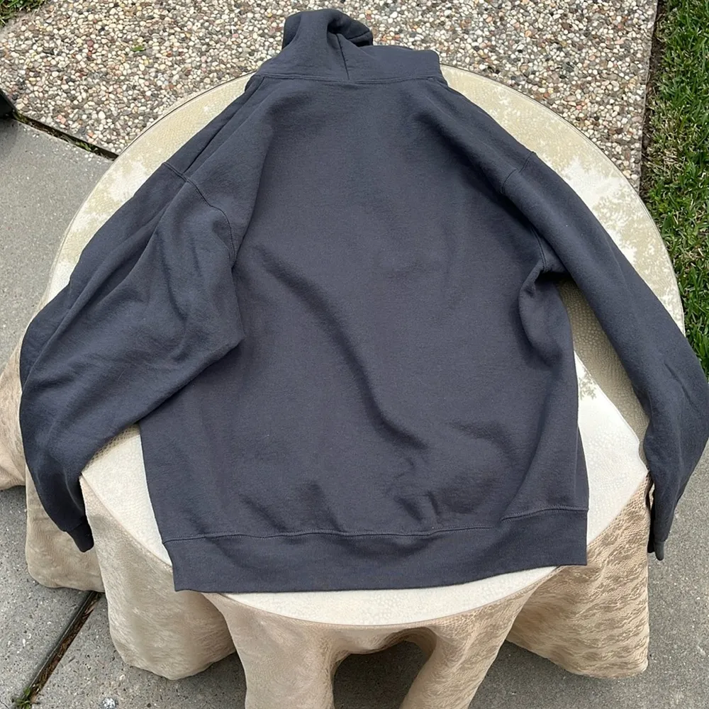 Hersheys world hoodie Size L - Image 2