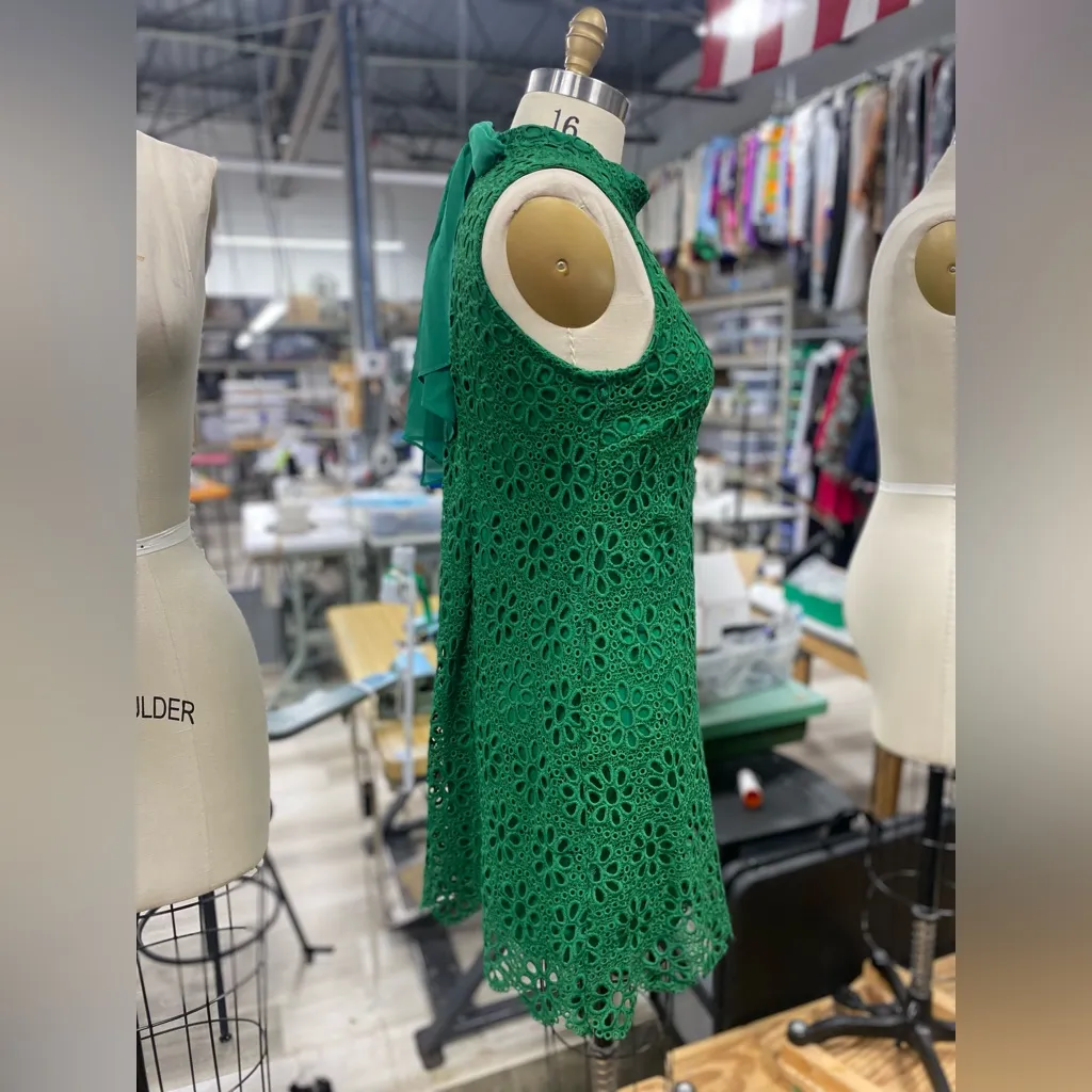 Robbie Bee Women's Sleeveless Daisy Lace Mock Neck Dress 12 - Image 8