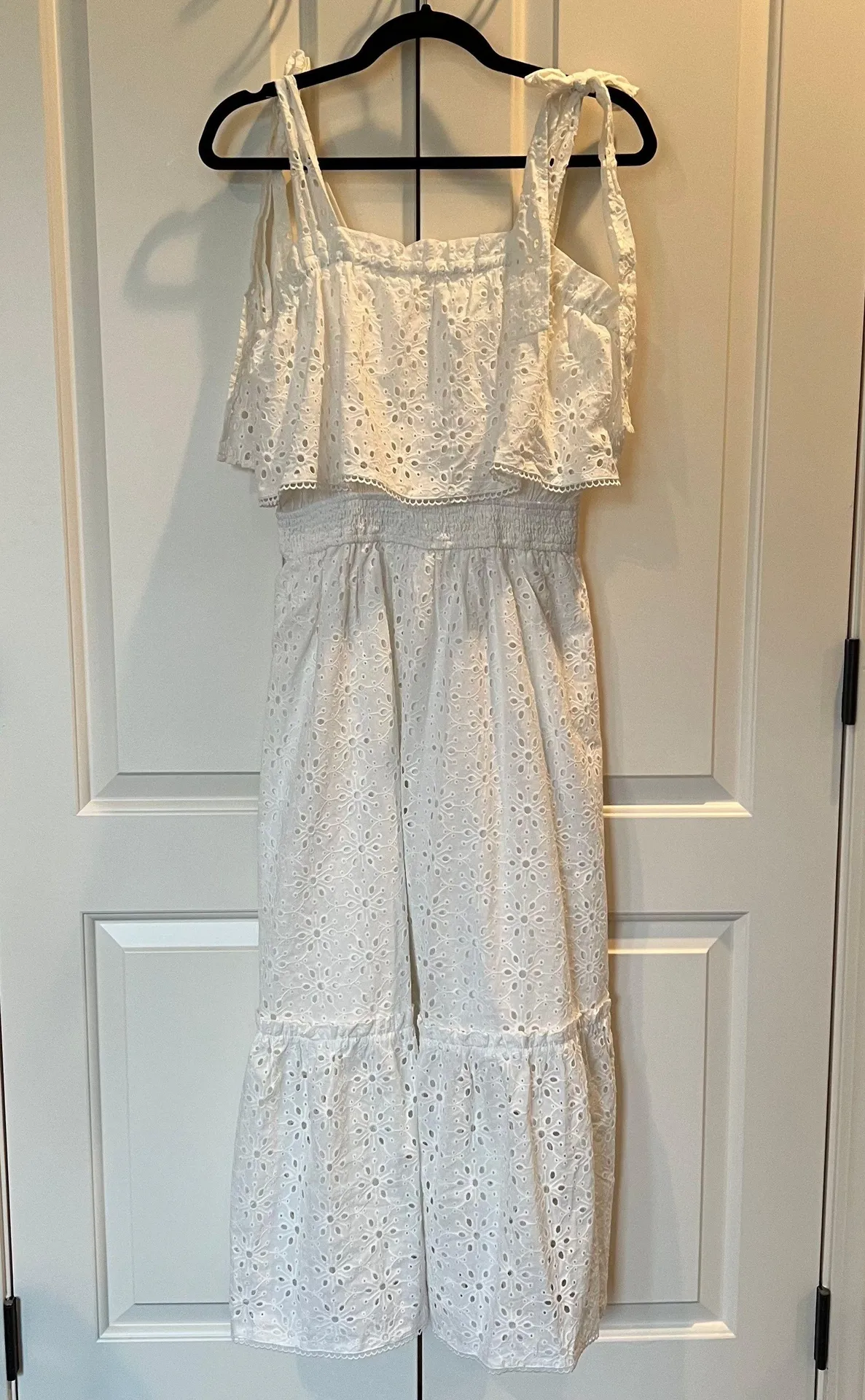 Like New  Eliza Eyelet Midi Dress S - Image 6