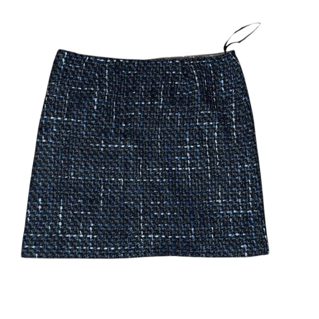 Nine West Blue tweed mini skirt with a preppy, coquette vibe - Image 2