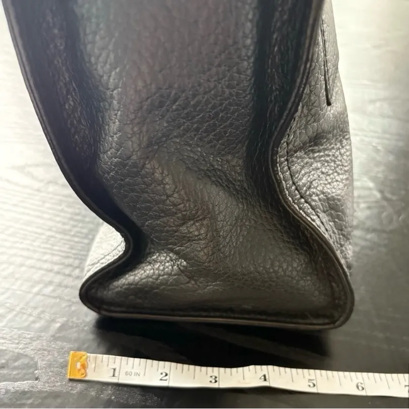 Kate Spade Southport Avenue Cameron Tote Has 14 Karat Gold Plated Hardware - Image 13