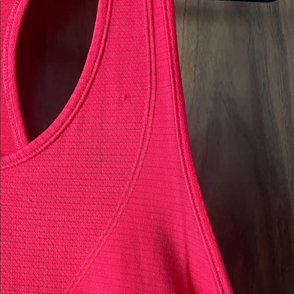 ZYIA Vibrant Red Tank Top - Image 3