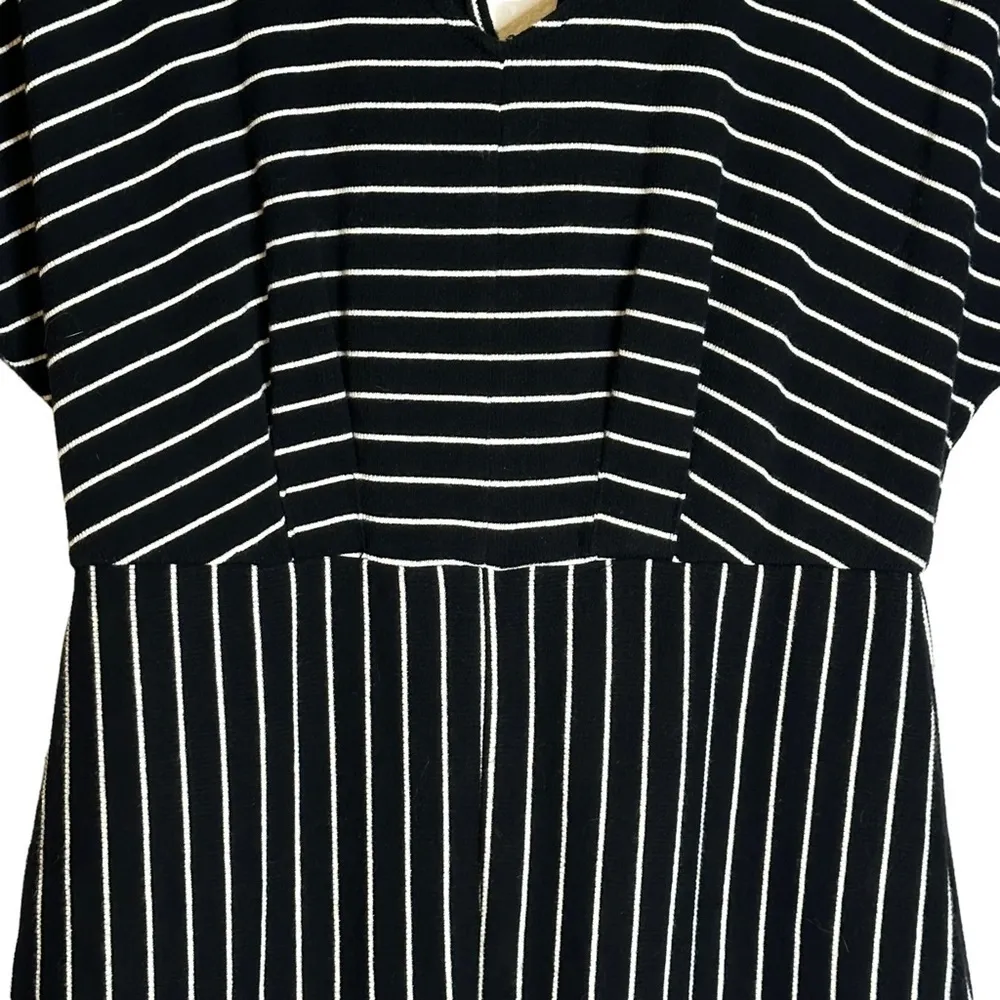 Altar’d State Black White Stripe Short Sleeve Jumpsuit Size Medium‎ JD3712KMQ - Image 4
