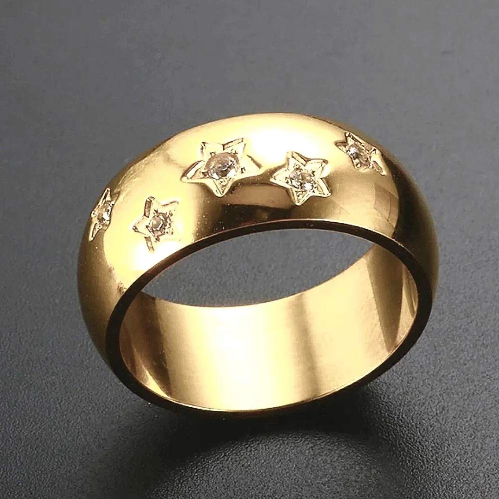 NEW Women's Wide‎ Pave Diamond Star Gold-Plated Ring Band Size 7 - Image 9