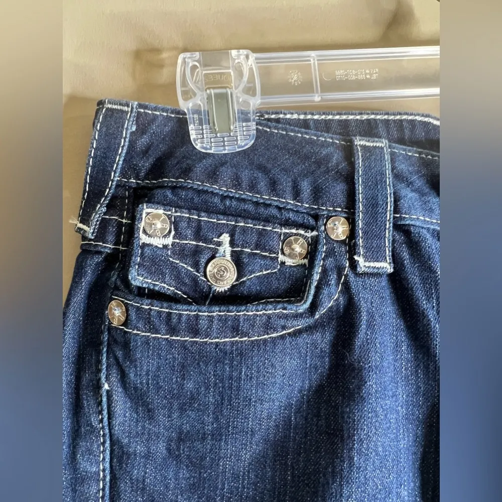 True religion dark wash crop size 27 - Image 2