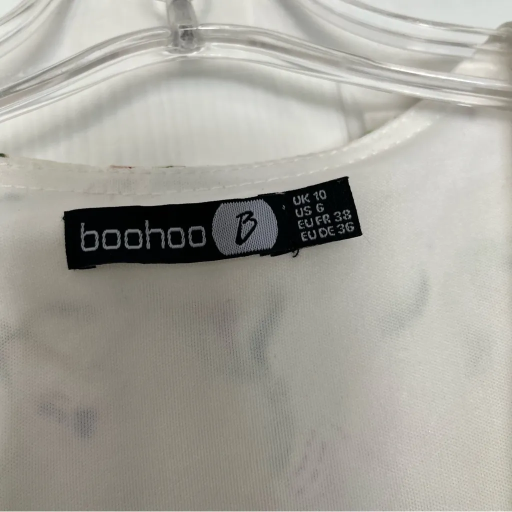 Boohoo Floral Maxi Wrap Long Dress Coquette Size 6 Feminine Y2K  Sleeveless - Image 4