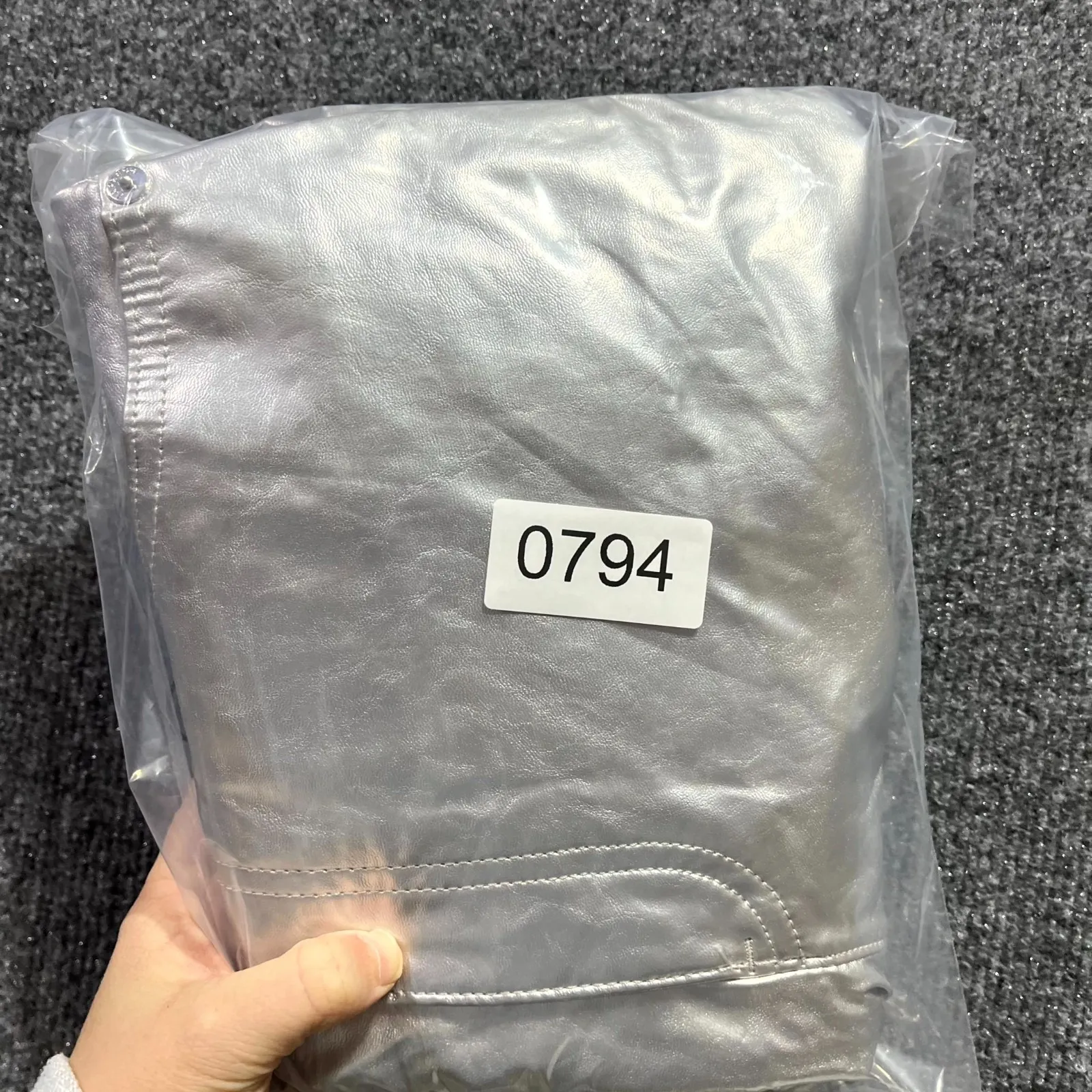 Express Leather Pants Womens 6 Silver Metallic 5 Pockets Straight Leg Outdoor - Image 9