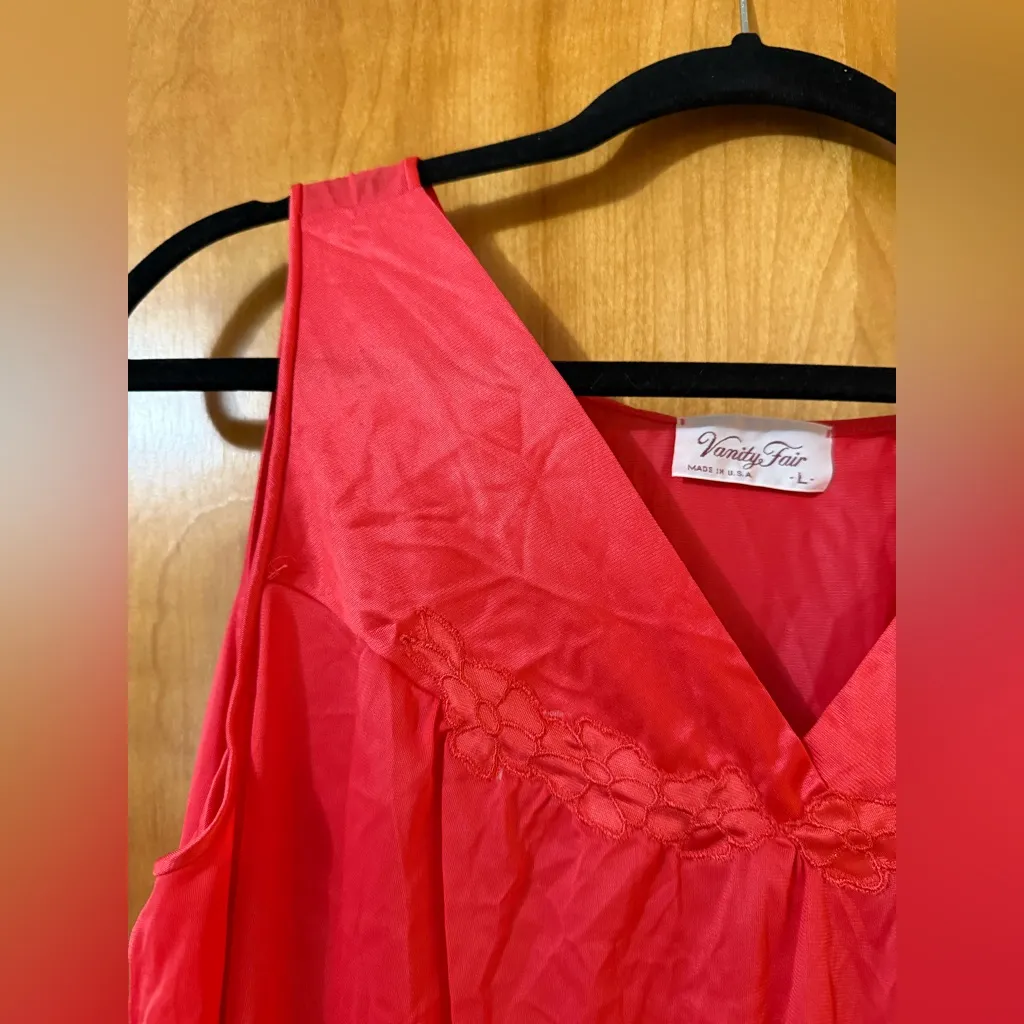 Vanity Fair Nylon Antron III Satin Nightgown Vintage USA Lipstick Red NWT Large - Image 3