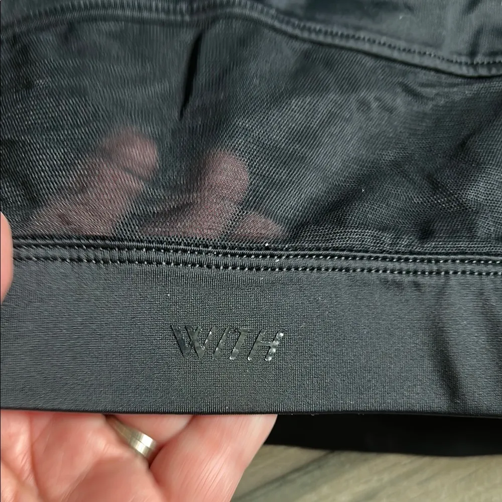 Black Women's Sports Bra Size XS - Image 5