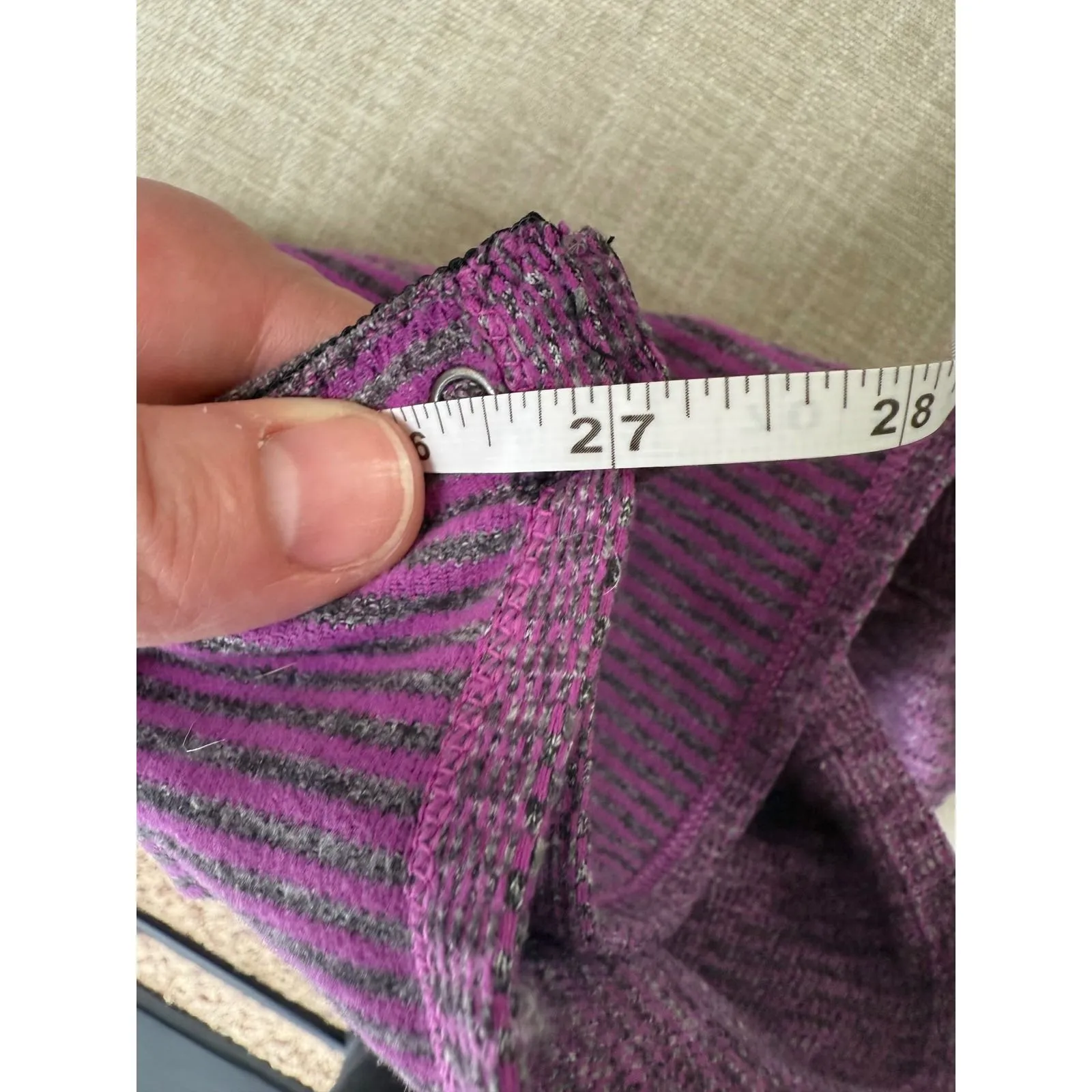 lululemon Vinyasa Snap Scarf Purple Gray Striped Reversible Infinity Wrap - Image 6