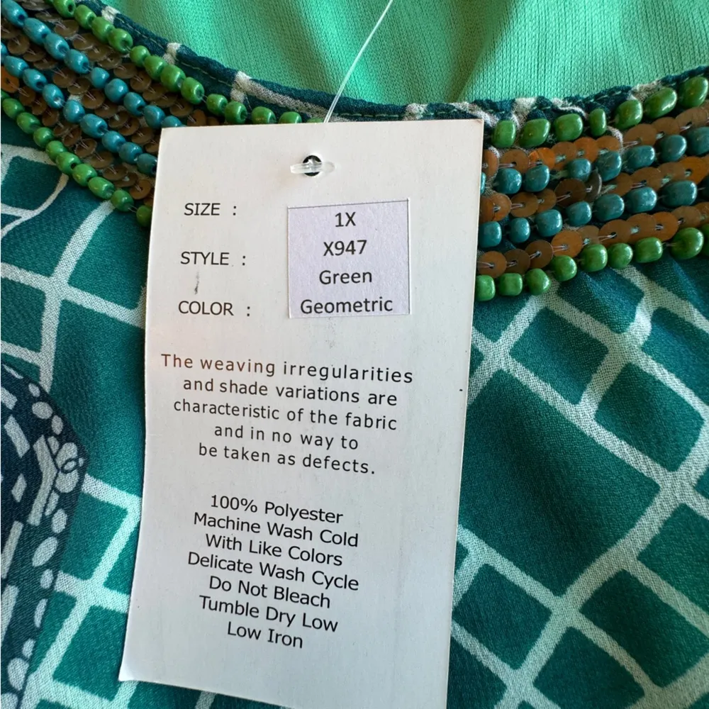 Metro 22 Tunic Top Women 1X Embellished Sheer Lined Green Geometric Short Sleeve - Image 4