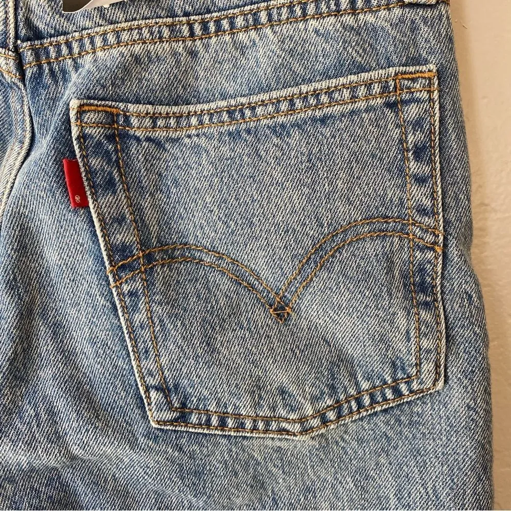 NWT Levi’s Premium Wedgie Icon Fit in Shut Up Wash - Image 13