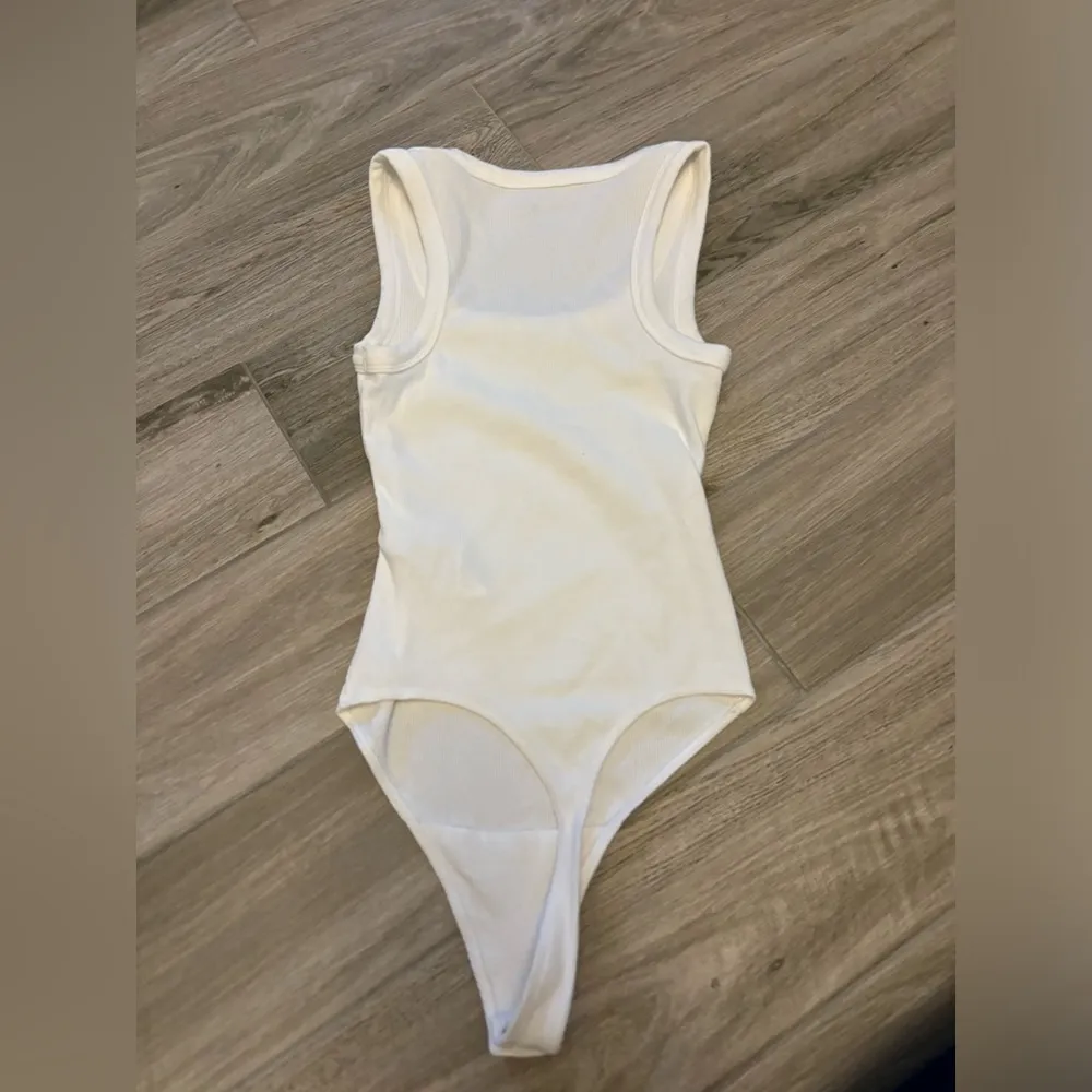 NWOT abercrombie & fitch bodysuit - Image 3
