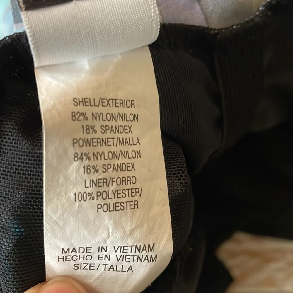 Longitude Skirtini ☀️ A one piece skirted swimsuit - Image 6