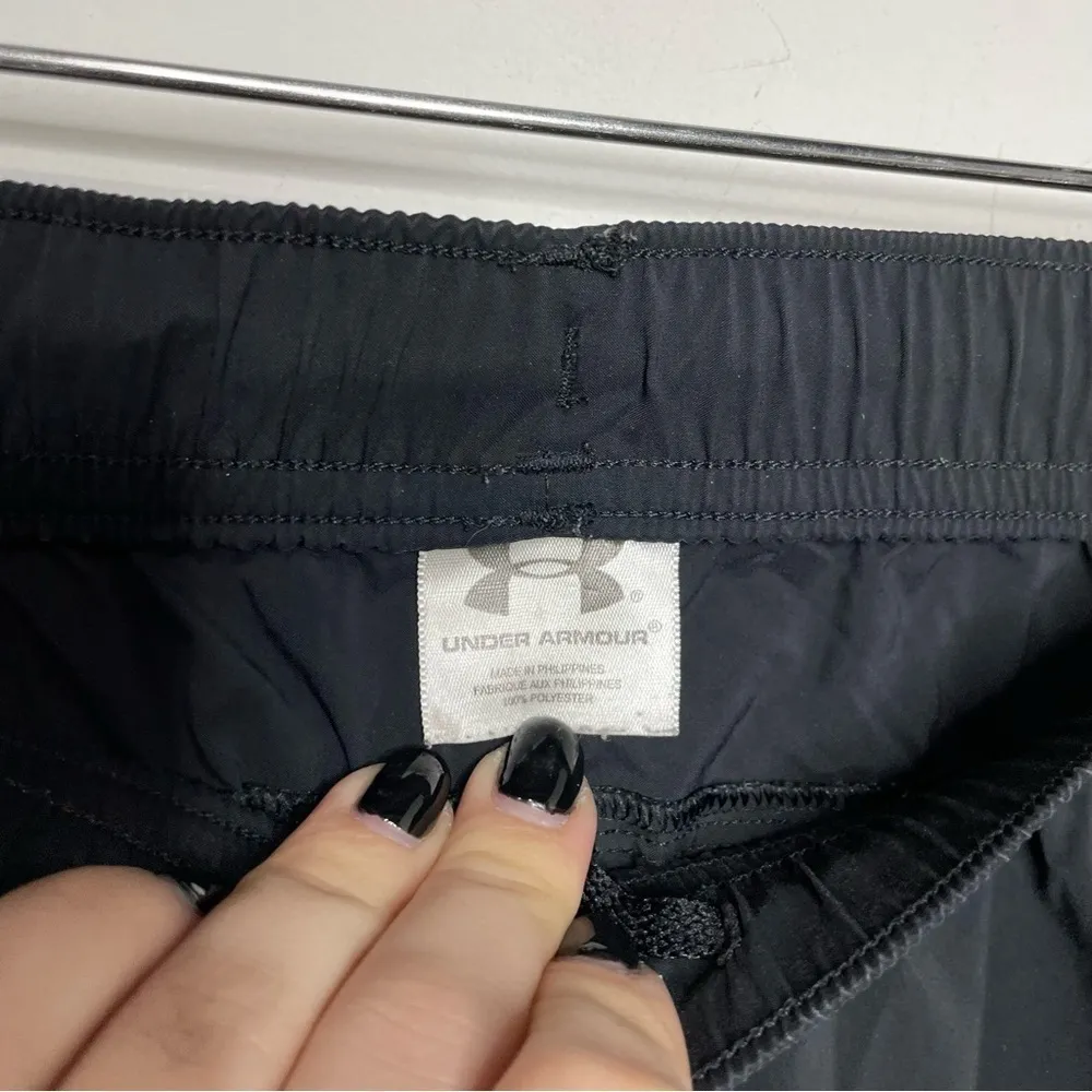 Under Armour‎ all seasons gear size medium - Image 3