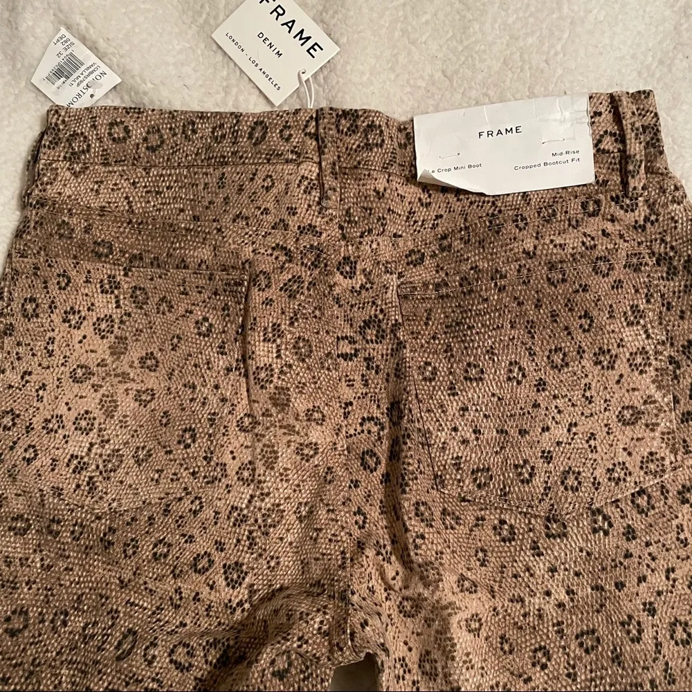 Frame Le Crop  Mini Boot Snake Print Jeans - Image 8