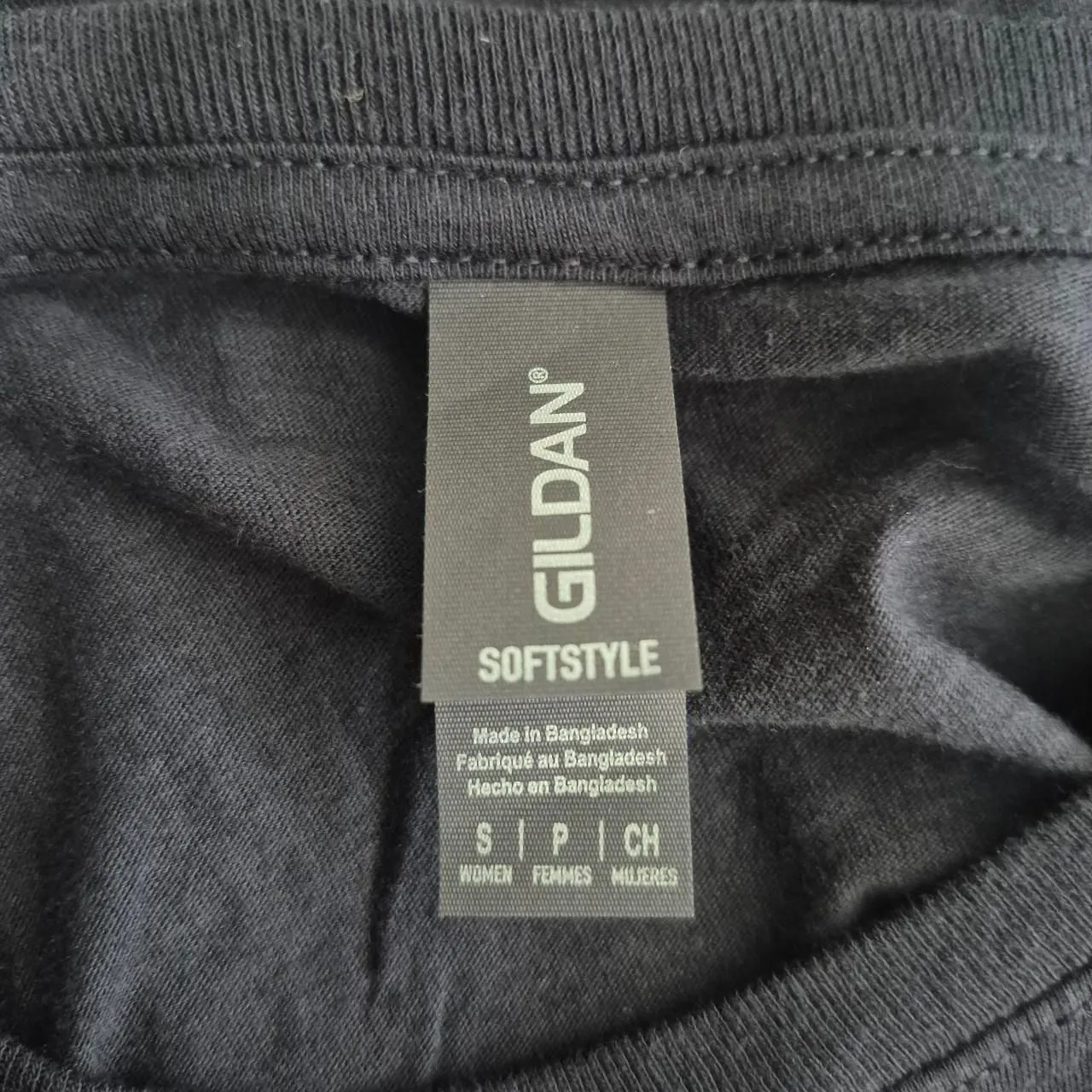 Gildan Black Emo Goth Bunny Cotton Tee Size Small - Image 3