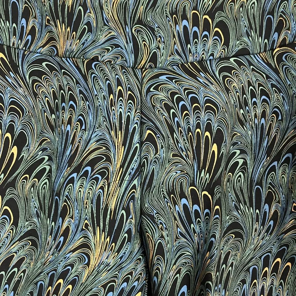 Soft Surroundings Marble Print Peacock Black Ponte Pull On Pants Size Small - Image 4