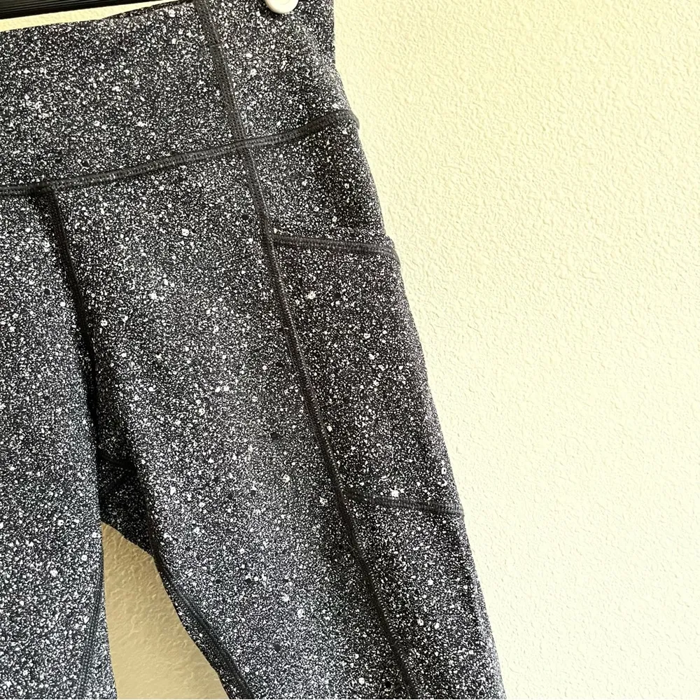 Lululemon Tight Stuff Tight 2  Size 4 - Image 6