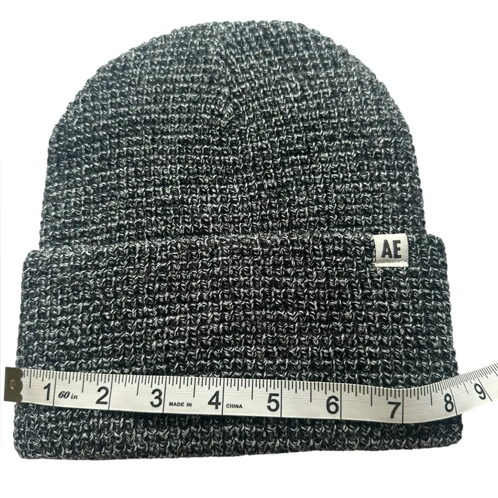 American Eagle Unisex Gray Beanie NWT - Image 3