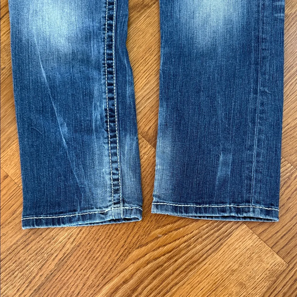 BKE Sabrina Bootcut Jeans Medium Wash Distressed Contrast Stitch Size 30 - Image 4