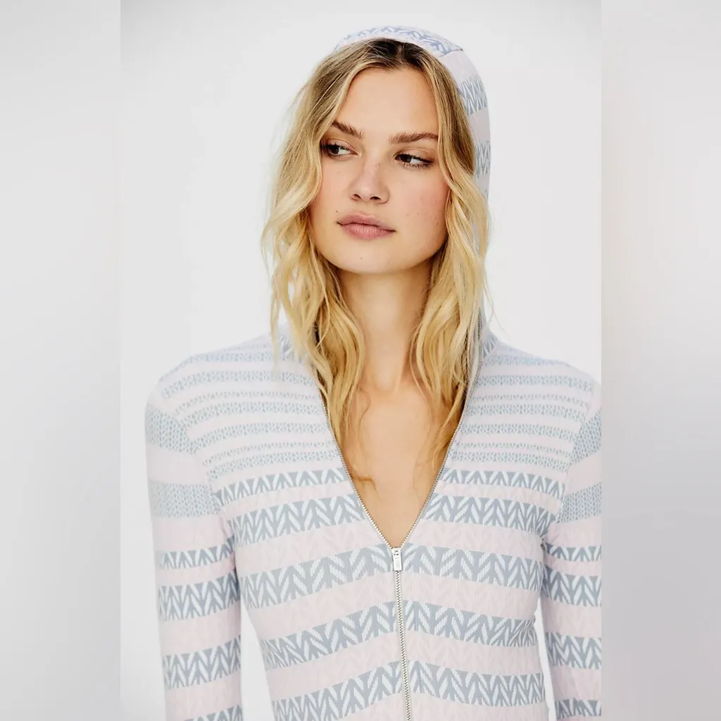 RARE !!!! NWT Free People Movement Ski Bunny Onsie - Image 5