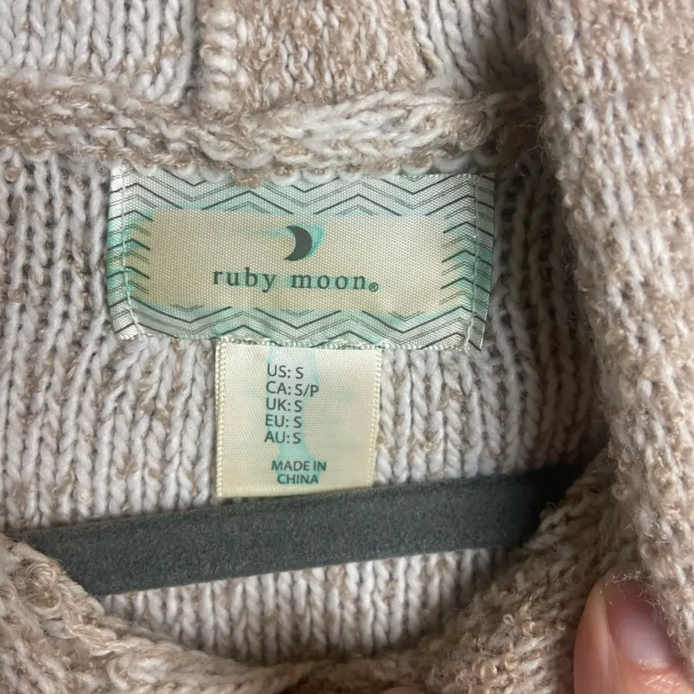 Ruby Moon Size Small Cropped Pullover Hooded Sweater Neutral Brown Knit Boxy - Image 4